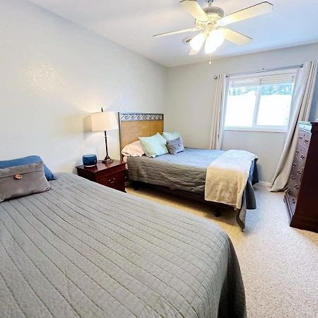 Beach Club Of Oscoda - The Lakeshore Cottage ภายนอก รูปภาพ