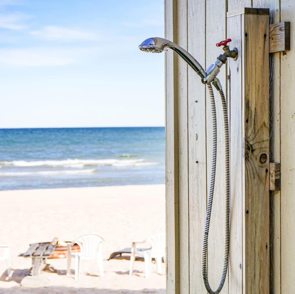 Beach Club Of Oscoda - The Lakeshore Cottage ภายนอก รูปภาพ